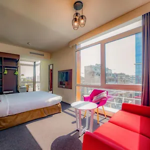 *** Hotel Campanile Centre Marruecos